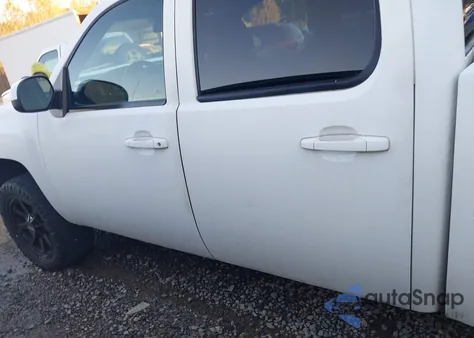 2011 Chevrolet Silverado 1500 Lt from USA, damaged, VIN 3GCPKSE33BG213353